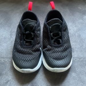 Toddler Nike Air size 8